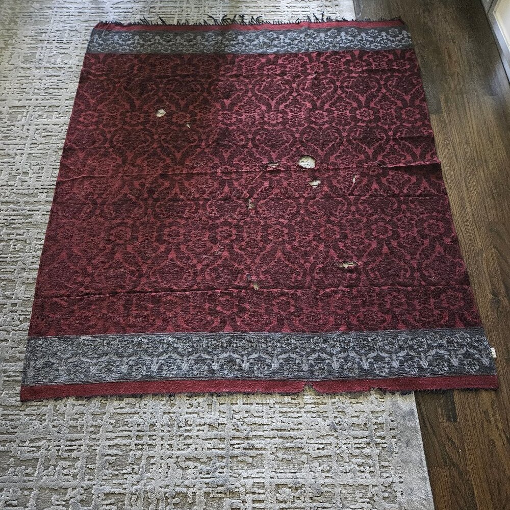 SCOTTISH WOOL BURGUNDY AND GRAY DAMASK THROW WITH FRINGE IN 56" W x 72" L SIZE